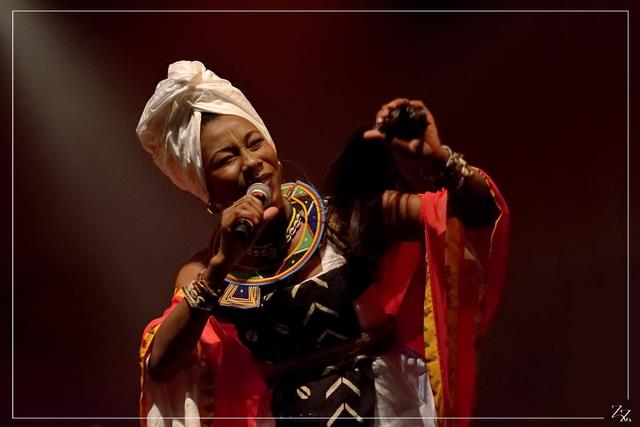 NIK_990166-ps Fatoumata Diawara 31-01-2019 (Zz) (p).jpg